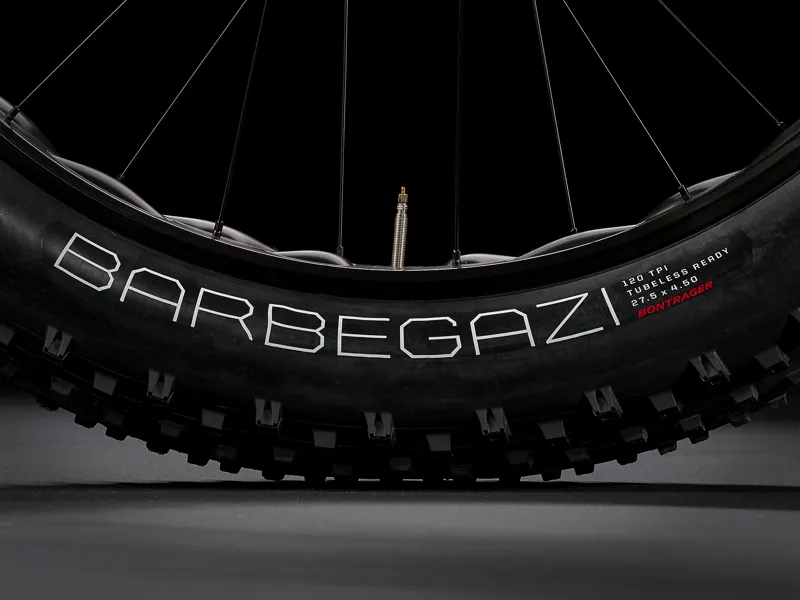 TREK Farley 9.6 Hardtail Mountain Bike in Radioactive Red -4